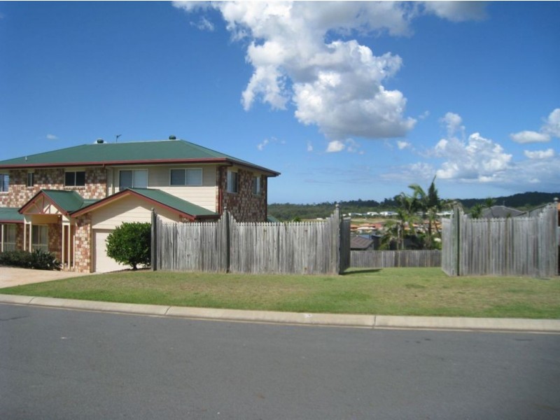 18 Penrhyn Street, Pacific Pines QLD 4211