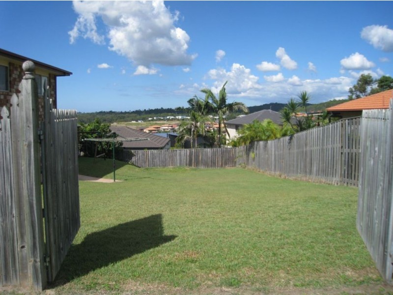 18 Penrhyn Street, Pacific Pines QLD 4211