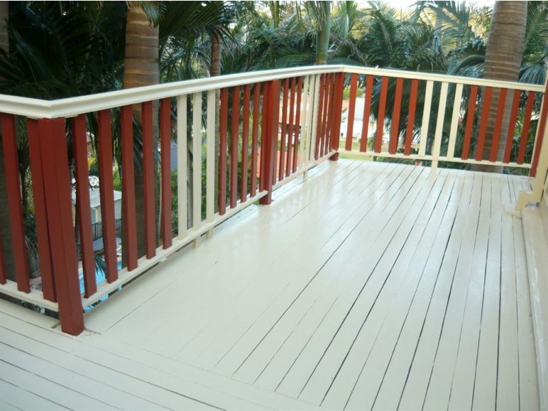 8 Windward Rise, Pacific Pines QLD 4211