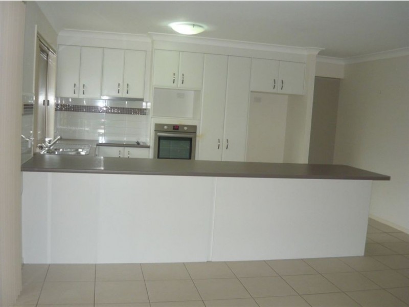 50 Lauradale Crescent, Ormeau QLD 4208