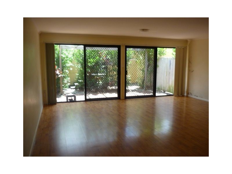 4/191 Enoggera Rd, Newmarket QLD 4051