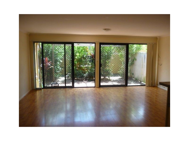 4/191 Enoggera Rd, Newmarket QLD 4051