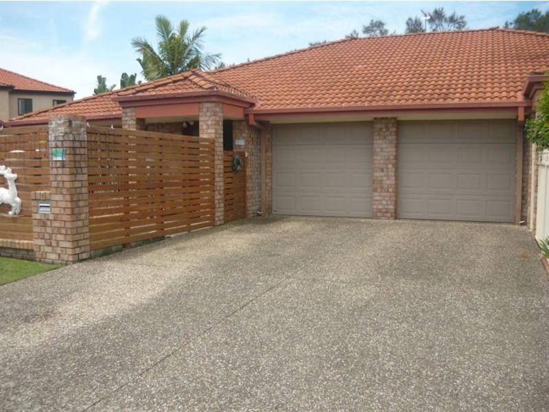 1/96 Cootharaba Dve, Helensvale QLD 4212