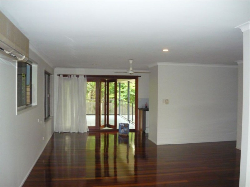 26 Bathurst Court, Helensvale QLD 4212