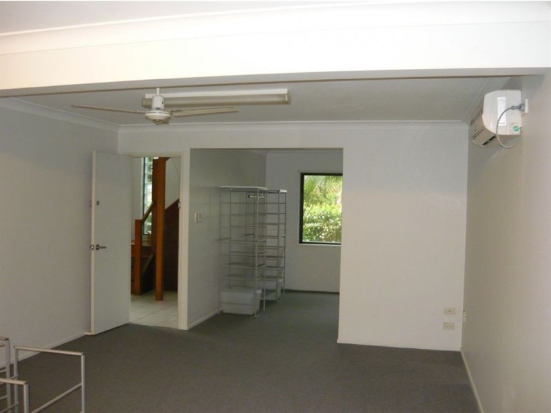 26 Bathurst Court, Helensvale QLD 4212