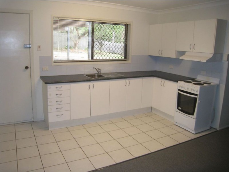 26 Bathurst Court, Helensvale QLD 4212