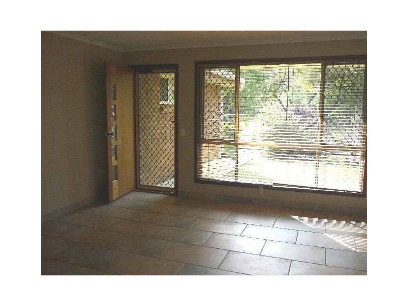 2/3 Chaplin Crescent, Oxenford QLD 4210