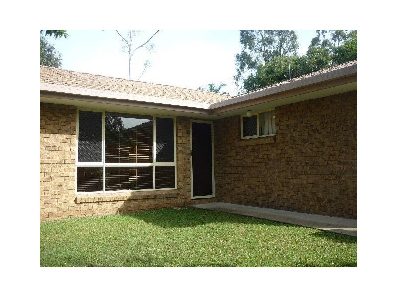 2/3 Chaplin Crescent, Oxenford QLD 4210