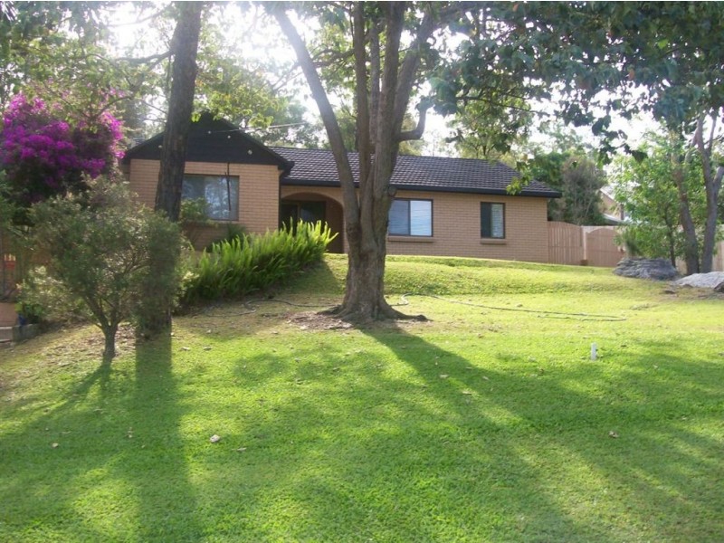 113-115 Glade Drive, Gaven QLD 4211