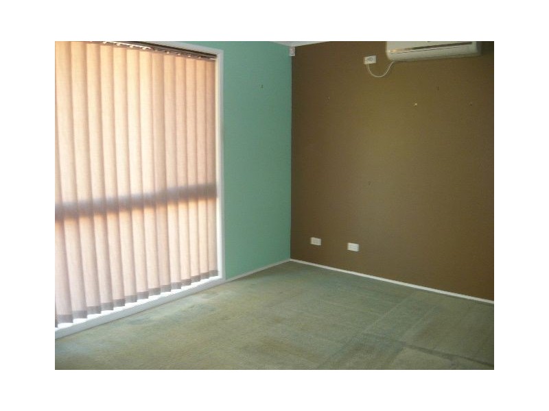 44 Camden Court, Helensvale QLD 4212