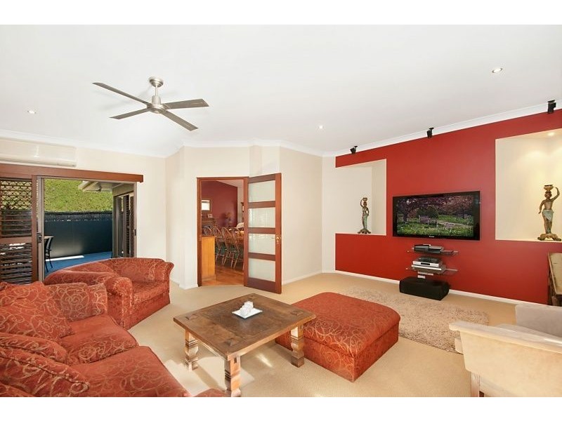 5 Tranquility Circuit, Hope Island QLD 4212