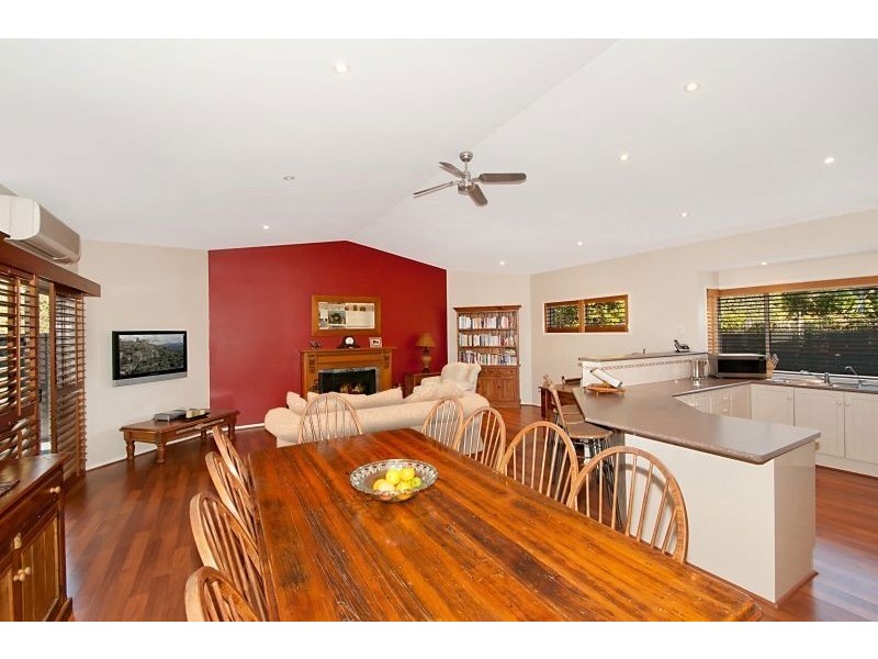 5 Tranquility Circuit, Hope Island QLD 4212