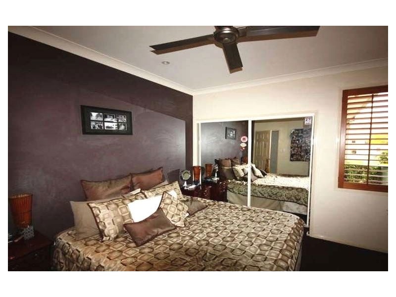 5 Tranquility Circuit, Hope Island QLD 4212