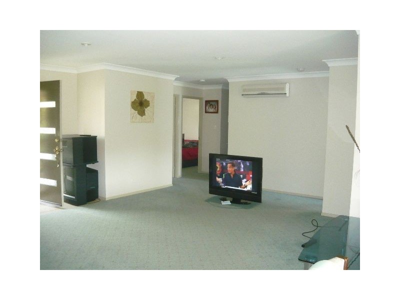 Pacific Pines QLD 4211