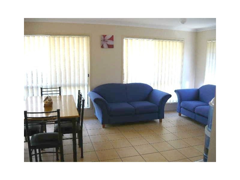 Pacific Pines QLD 4211