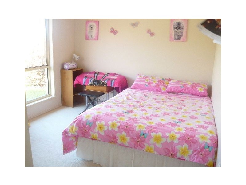 Pacific Pines QLD 4211