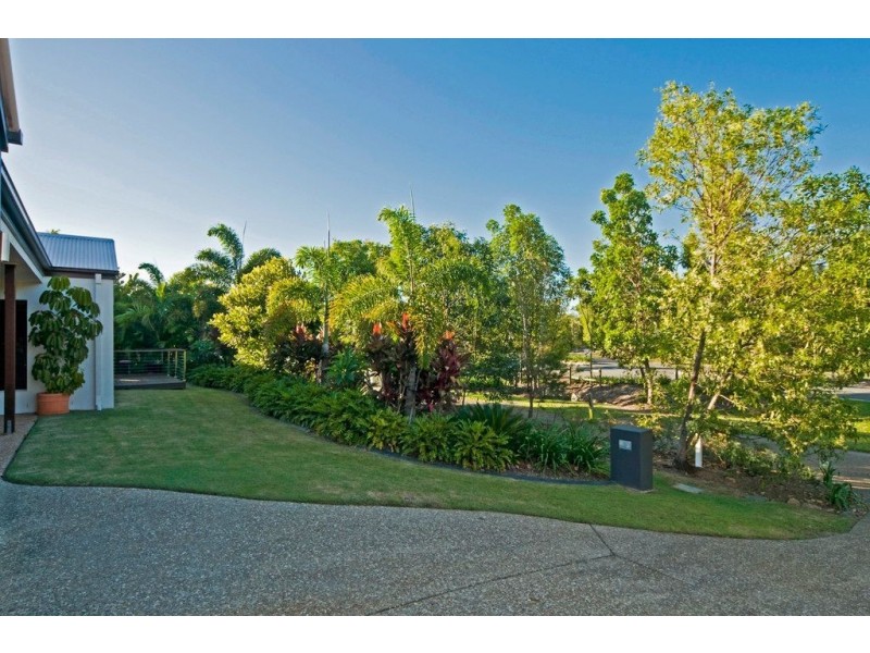 Coomera Waters QLD 4209