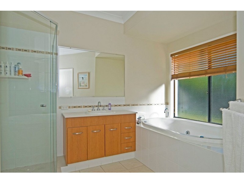 Coomera Waters QLD 4209
