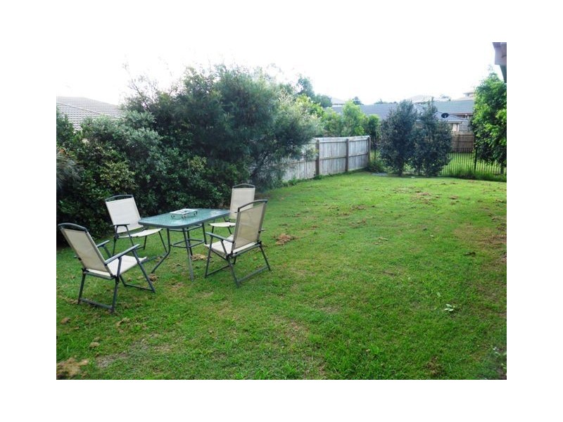 12 Cranberrie Crescent, Pimpama QLD 4209