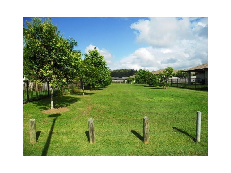 12 Cranberrie Crescent, Pimpama QLD 4209