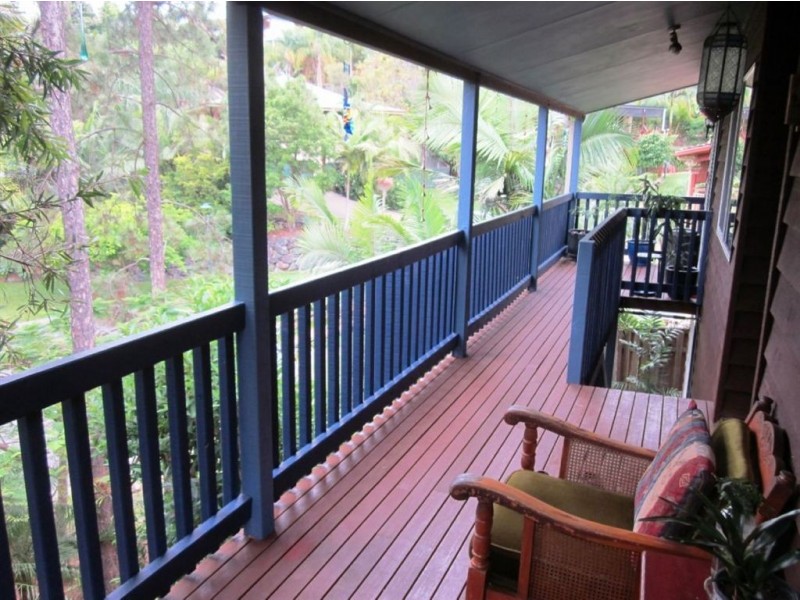 13 Bellona Court, Pacific Pines QLD 4211