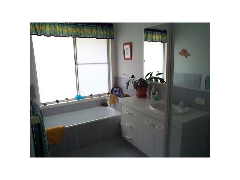 12 Erindale Court, Helensvale QLD 4212