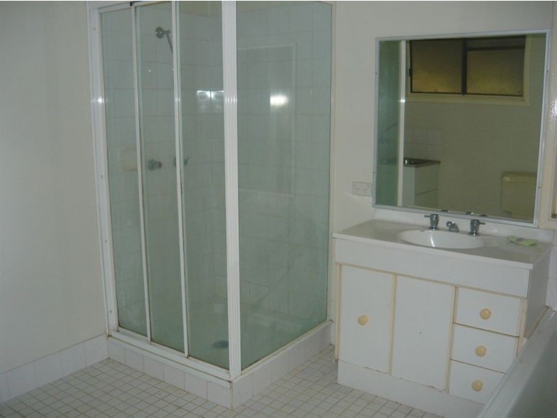 25 Helensvale Road, Helensvale QLD 4212