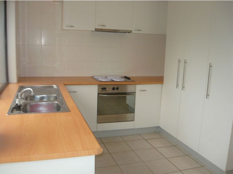 10/13-25 Cannington Place, Helensvale QLD 4212