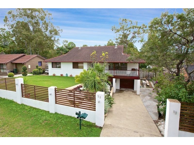 25 Tamworth Drive, Helensvale QLD 4212