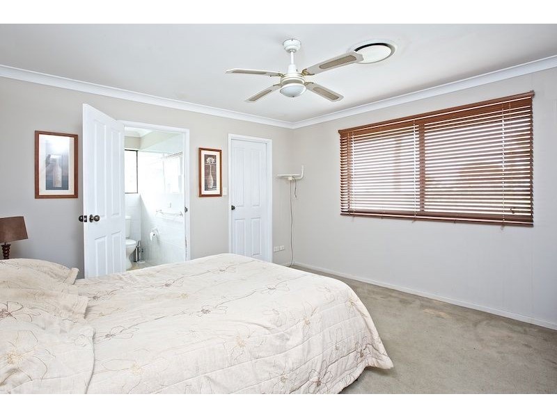 25 Tamworth Drive, Helensvale QLD 4212