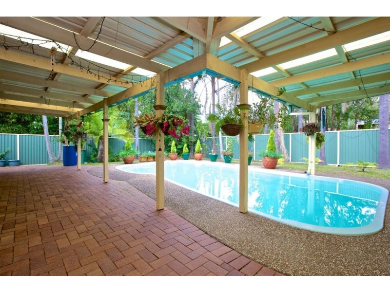 6 Brookton Court, Helensvale QLD 4212