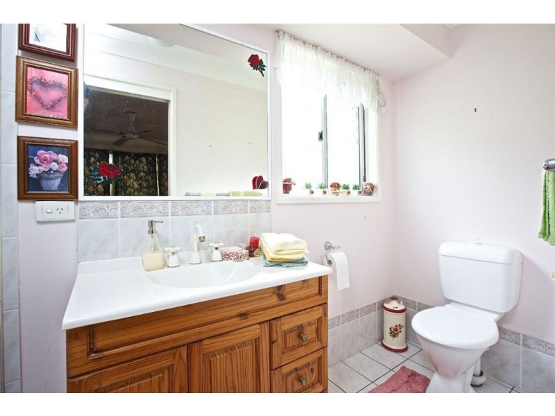 6 Brookton Court, Helensvale QLD 4212