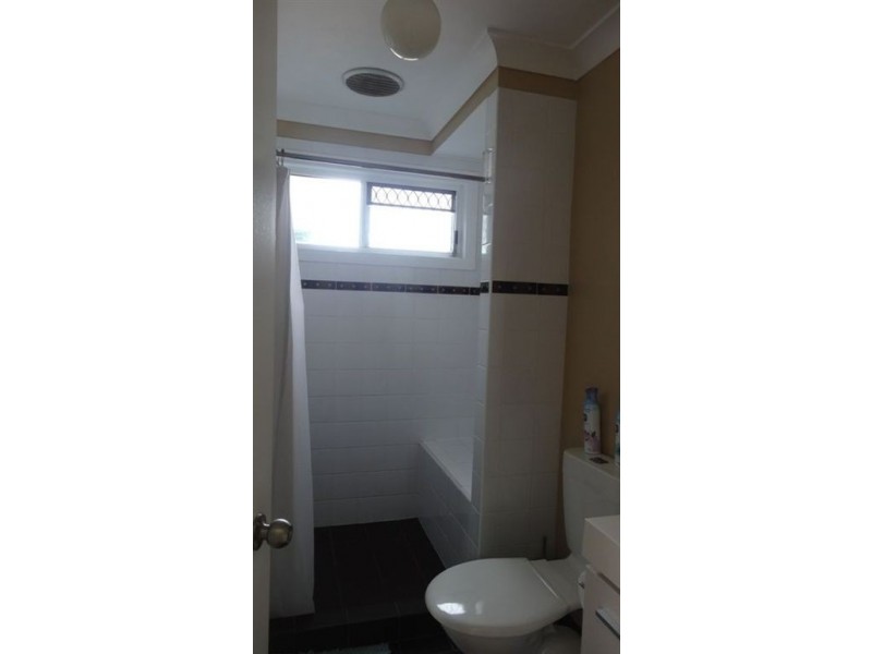 4 Merino Drive, Helensvale QLD 4212