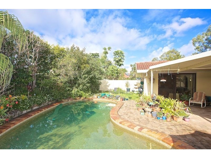 5 Midvale Place, Helensvale QLD 4212