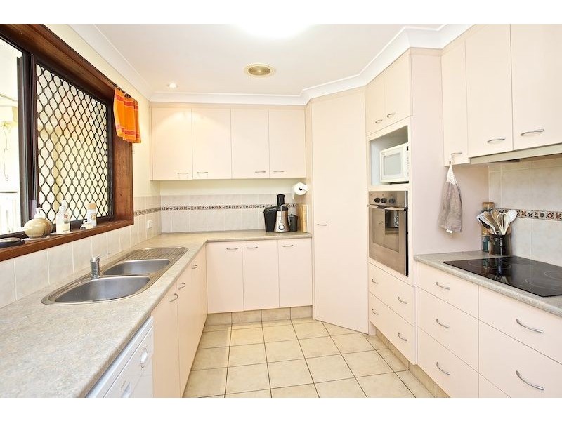 5 Midvale Place, Helensvale QLD 4212