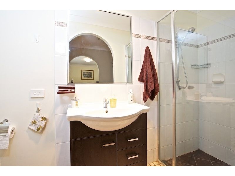 5 Midvale Place, Helensvale QLD 4212