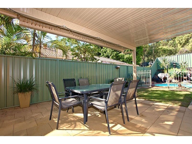 9 Pentland Court, Helensvale QLD 4212