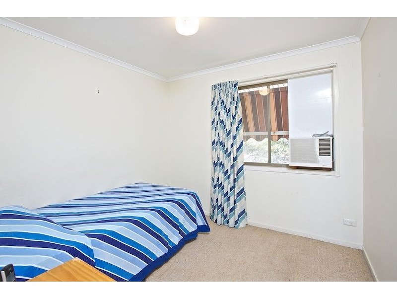 8 Riverstone Road, Helensvale QLD 4212