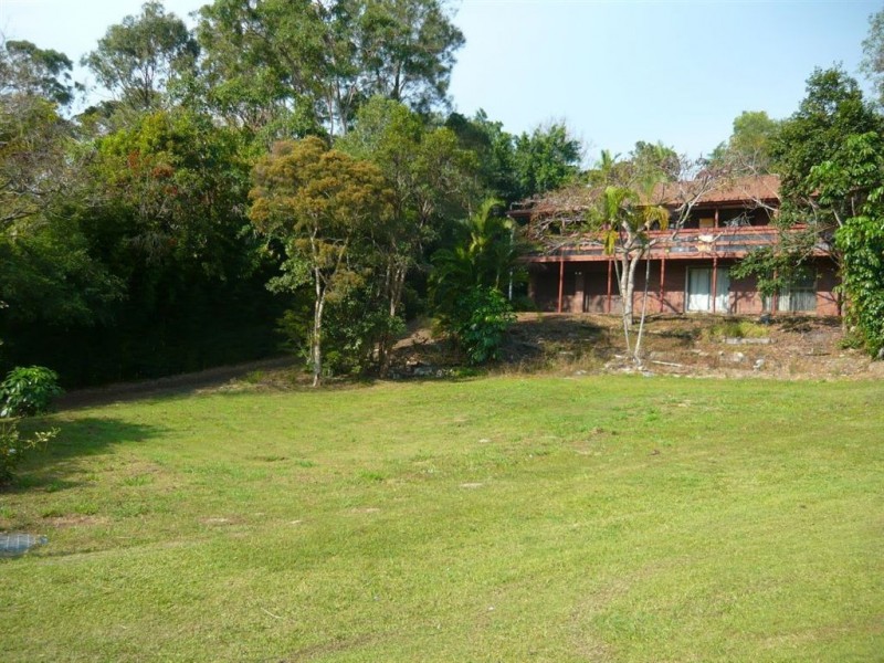 14 Wilmot Place, Helensvale QLD 4212