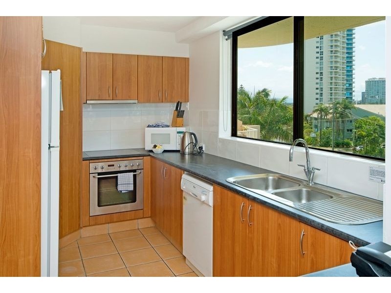 10/3532 Main Beach Parade, Main Beach QLD 4217