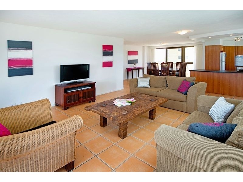 10/3532 Main Beach Parade, Main Beach QLD 4217