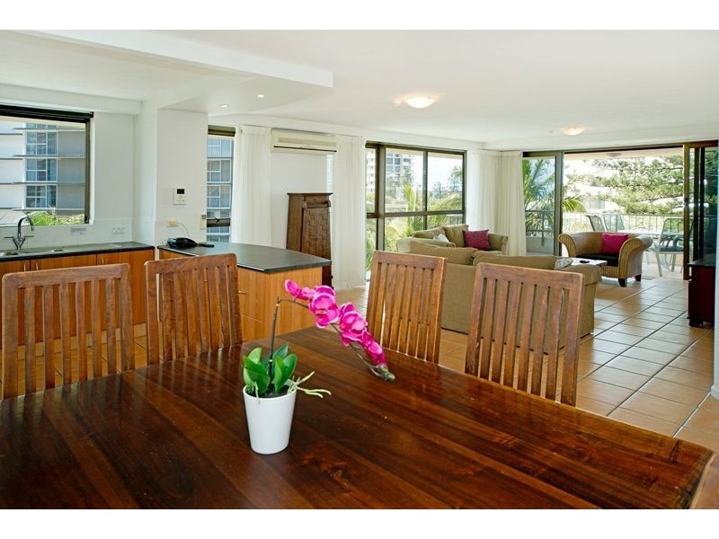 10/3532 Main Beach Parade, Main Beach QLD 4217