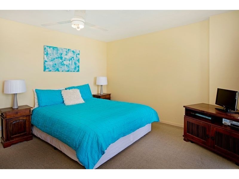 10/3532 Main Beach Parade, Main Beach QLD 4217