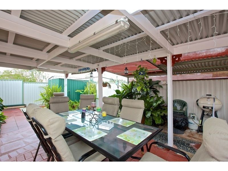 19 Latrobe Ave, Helensvale QLD 4212