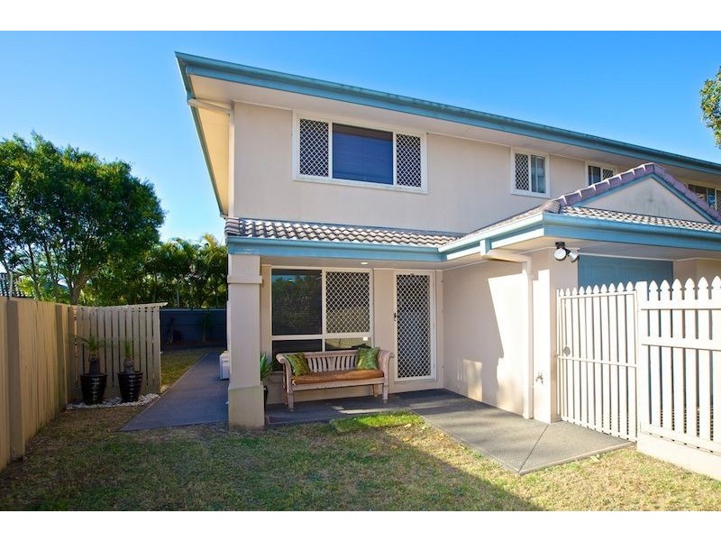 36 Serafina Drive, Helensvale QLD 4212