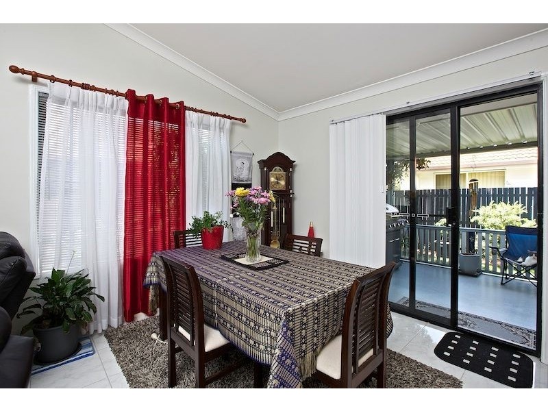 67 Serafina Drive, Helensvale QLD 4212