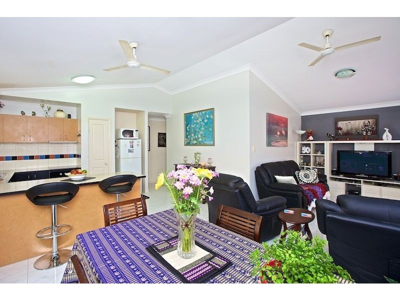 67 Serafina Drive, Helensvale QLD 4212