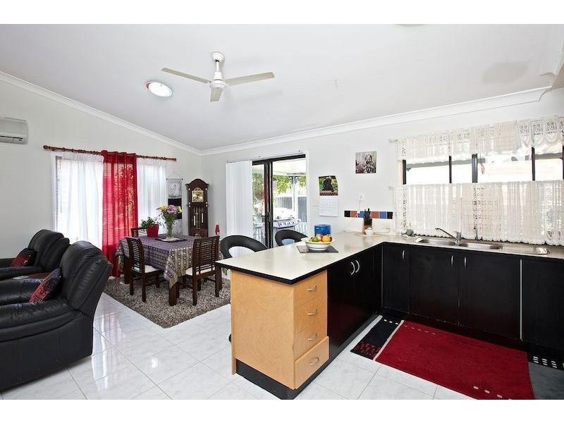 67 Serafina Drive, Helensvale QLD 4212