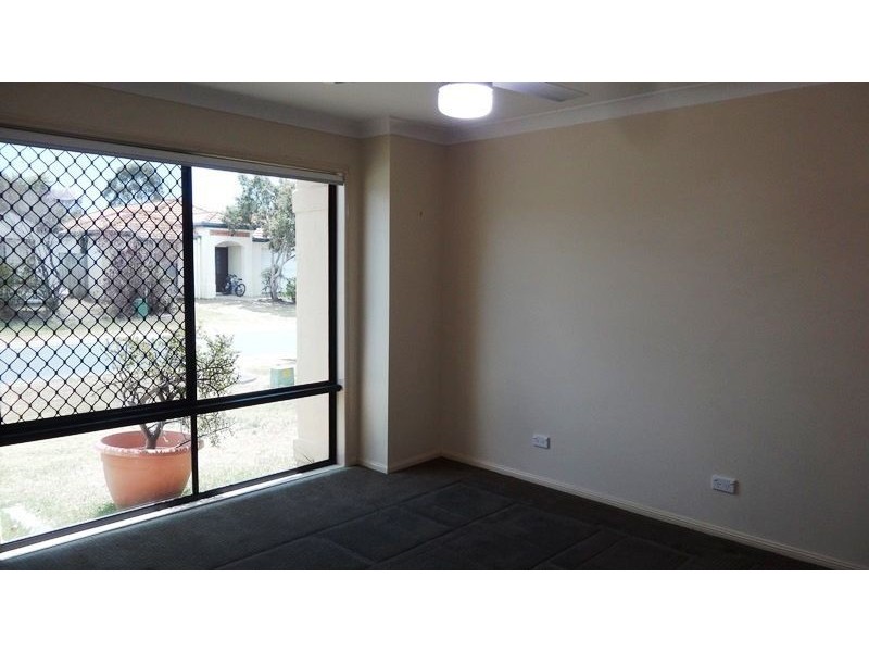 96 Serafina Drive, Helensvale QLD 4212