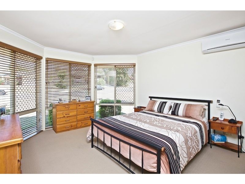 44 Cootharaba Drive, Helensvale QLD 4212